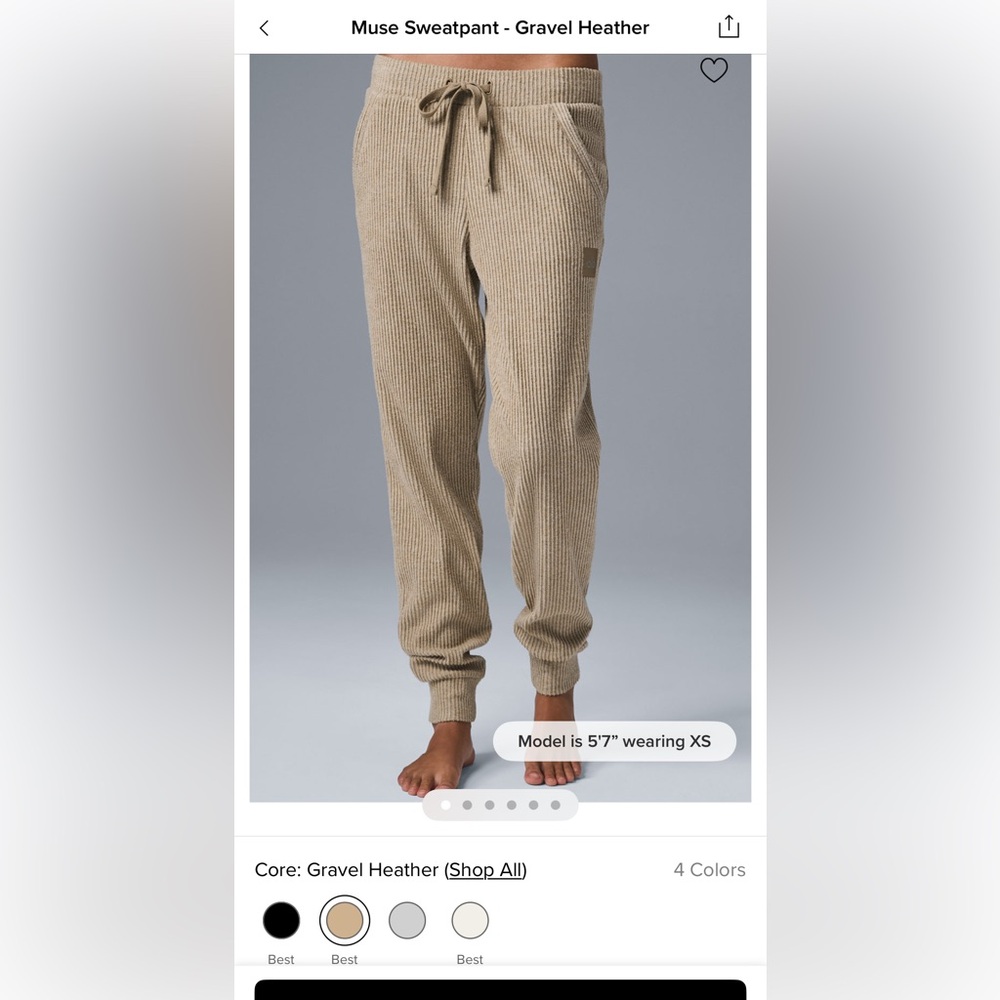 Alo Yoga Muse jogger pants. Size Medium.